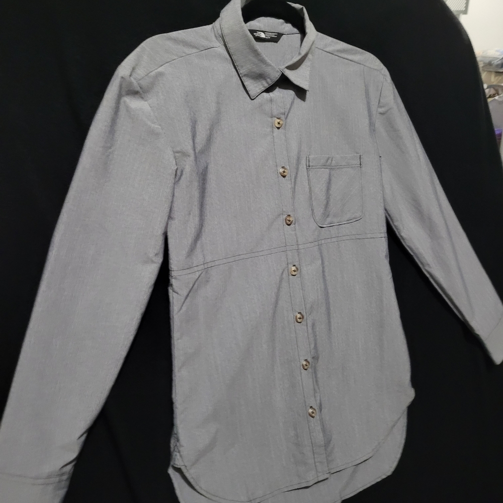 Vintage The Northface- Fitted Button up Top with back darts-XS-egplc